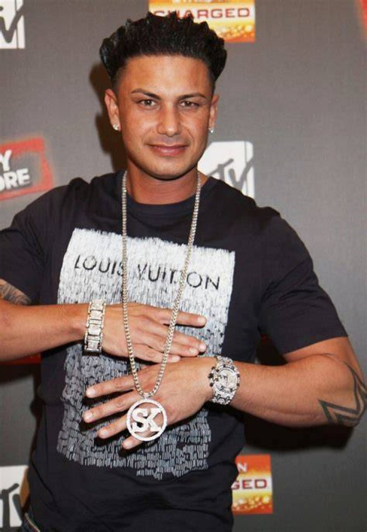 Jersey Shore’s DJ Pauly D and Nikki Hall’s Relationship Timeline Crumpe