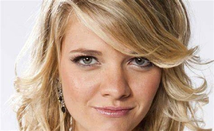 Jessica makes dancing comeback Sunshine Coast Daily