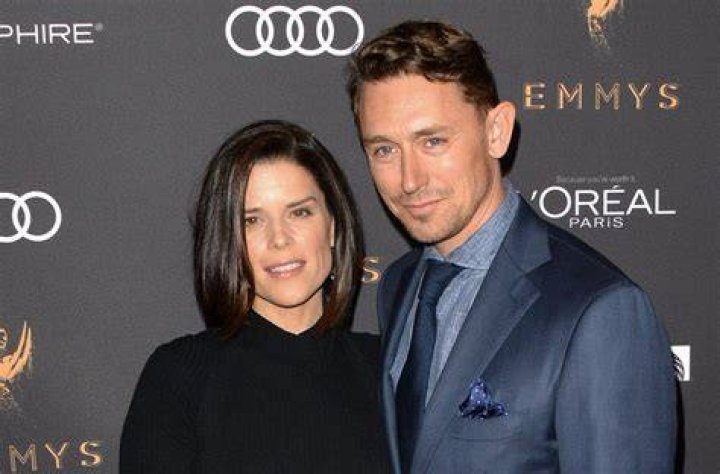 JJ Feild, Neve Campbell’s Boyfriend 5 Fast Facts You Need to Know