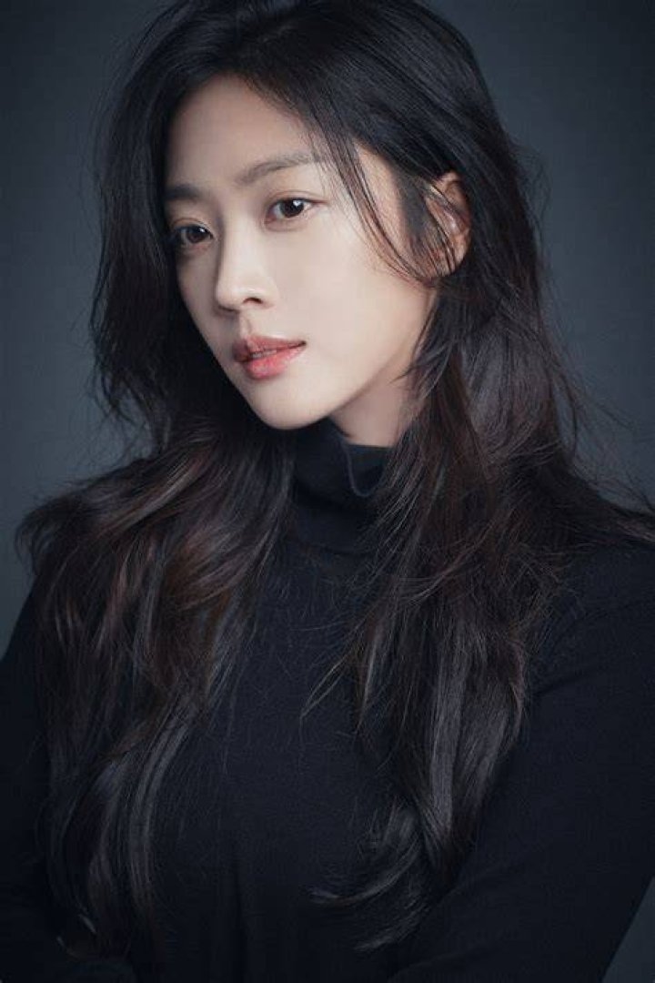 Jo Bo Ah Is A Tenacious PD On The Hunt For The Truth In