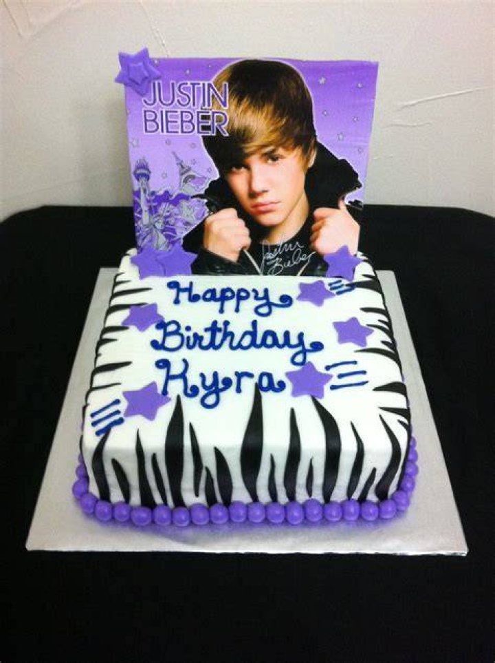 Justin Beaber Cake