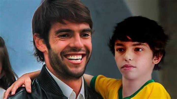KAKA &eacute; MESMO o PAI de JO&Atilde;O F&Eacute;LIX??? 😮 YouTube