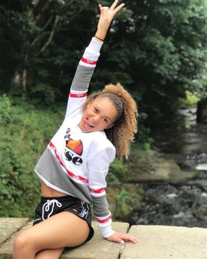 Kamaia Fairburn picture