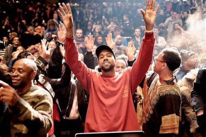Kanye West's Height Does the Rapper's Stature Surprise You
