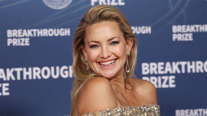 Kate Hudson on Moment She Saw Kurt Russell as Her Father Figure
