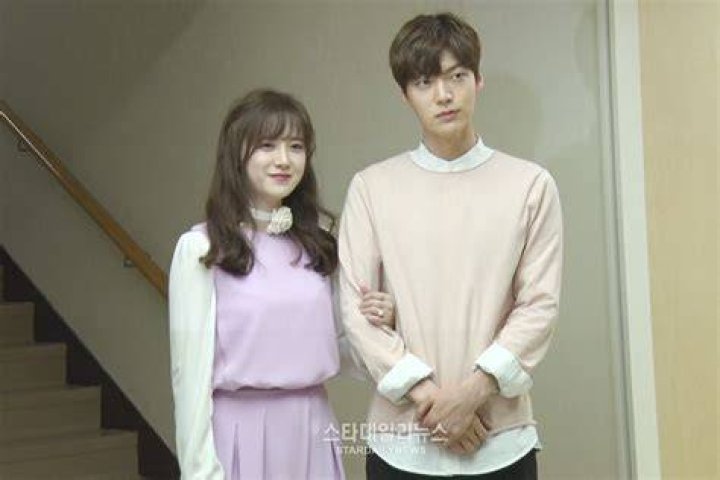 Ku Hye Sun And Ahn Jae Hyun Celebrate Their 2nd Wedding Anniversary In