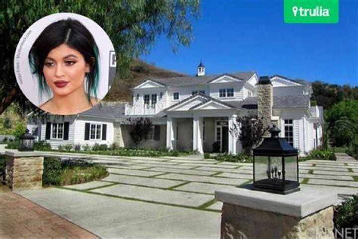 Kylie Jenner buys Hidden Hills home — take a tour inside!