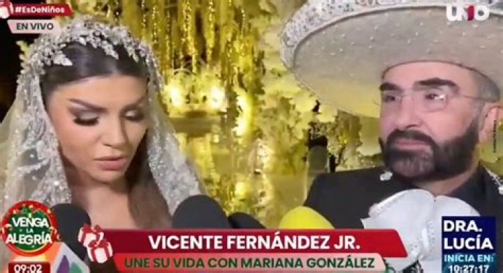 La novia de Vicente Fern&aacute;ndez Jr. habr&iacute;a vendido su casa para pagar las