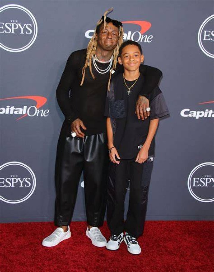 Lil Wayne and Son Kameron Carter Attend Lakers Game POPSUGAR Celebrity UK