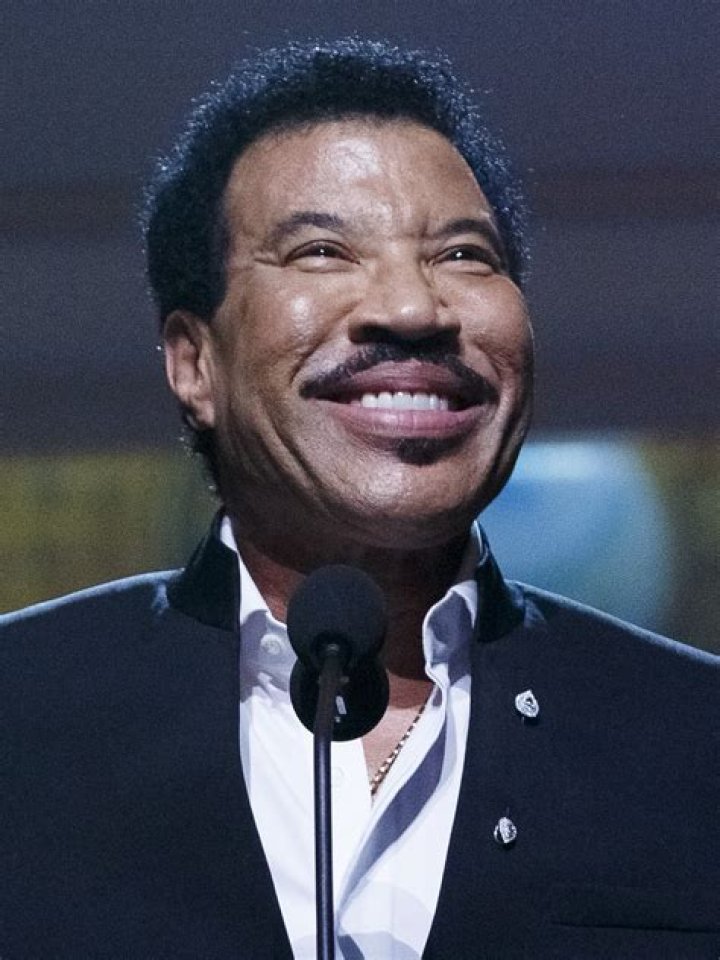 Lionel Richie's 1st Wife Brenda Harvey &mdash; Facts about 'American Idol