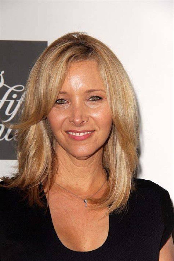 Lisa Kudrow Bio, Net Worth, Married, Husband, Son, Twin, Family