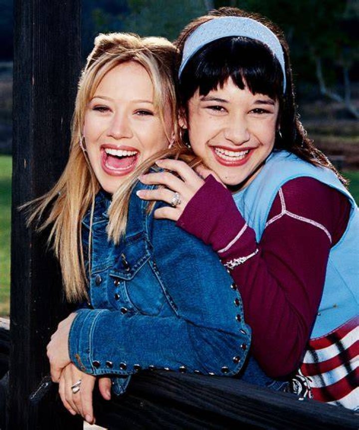 Lizzie and Miranda Miranda lizzie mcguire, Lizzie mcguire hair, Early