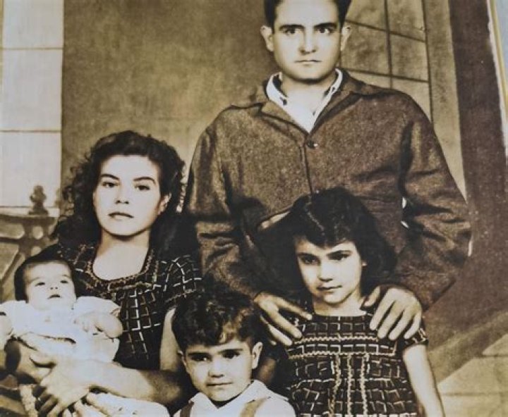Los padres de Vicente Fern&aacute;ndez Jr no fueron a su boda y es por razones