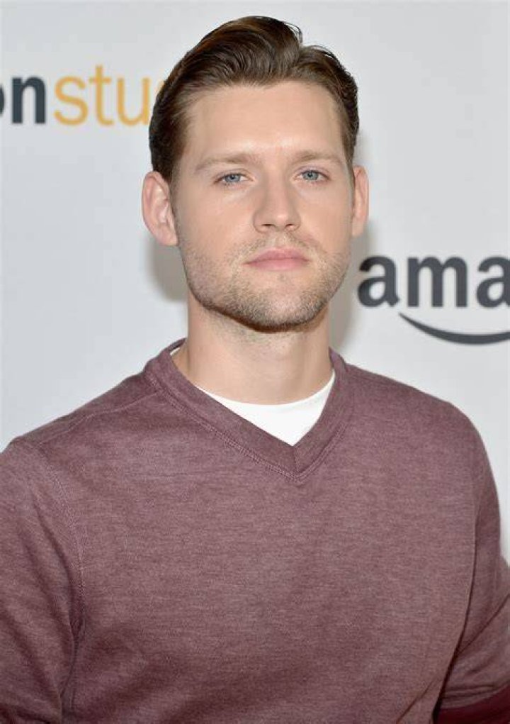 Luke Kleintank Height, Weight, Age, Family, Facts, Biography, Girlfriends