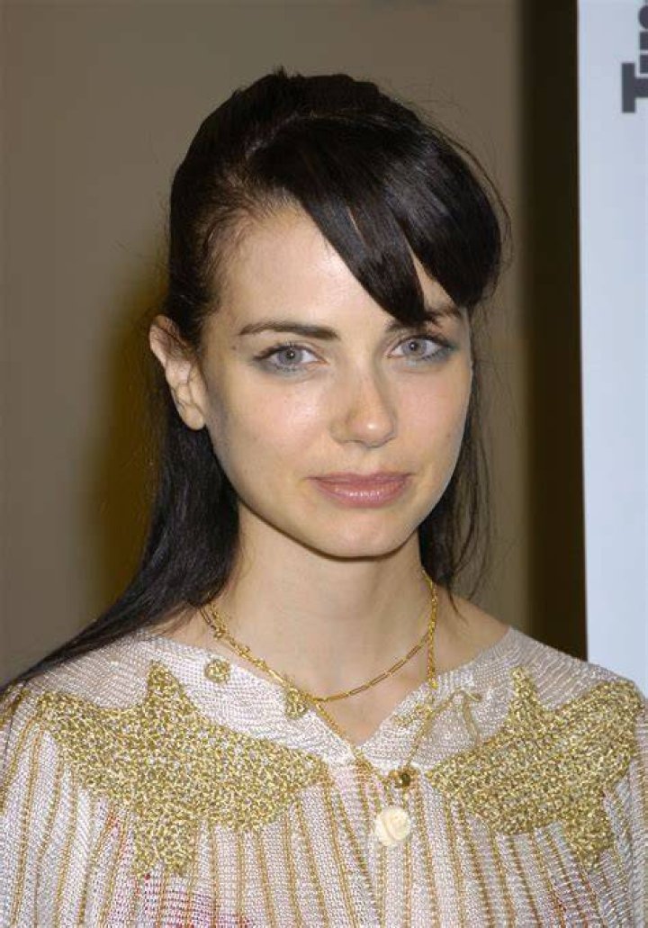 Mia Mia Kirshner Photo (790908) Fanpop