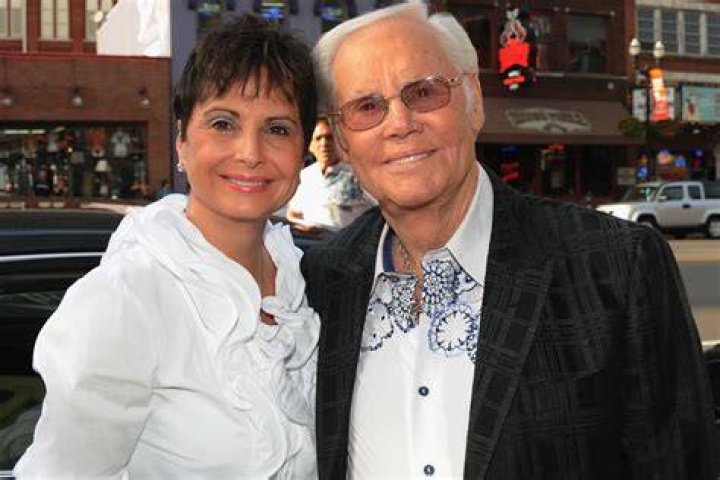 + Nancy Jones Country's Greatest Love Stories