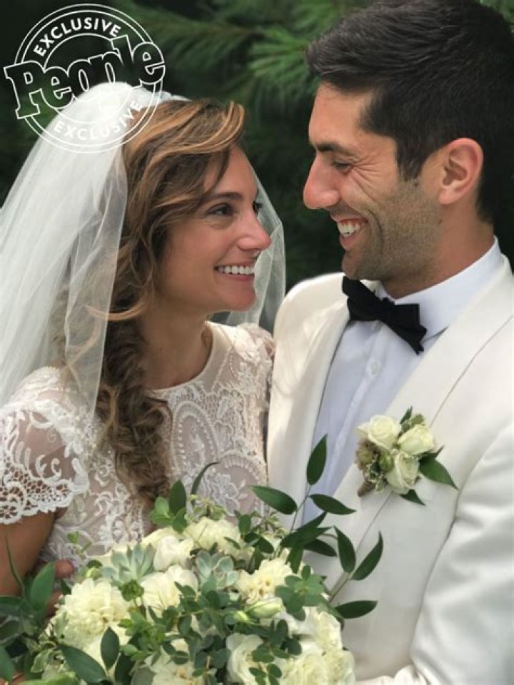 Nev Schulman Married! Catfish Host Weds Laura Perlongo