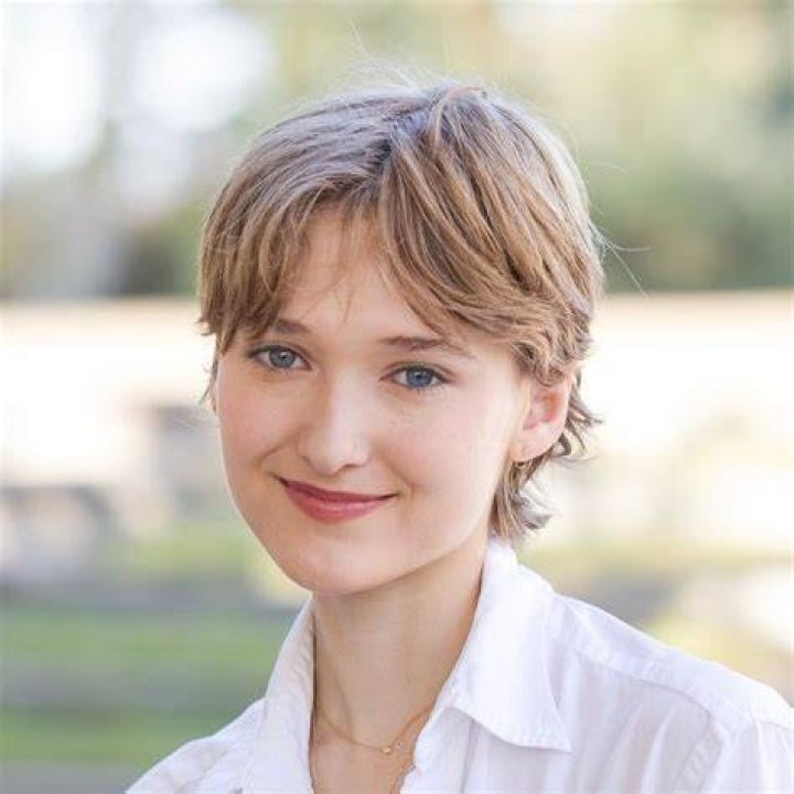 Neve O'Brien Quick facts and photos of Conan O'Brien's daughter Tuko