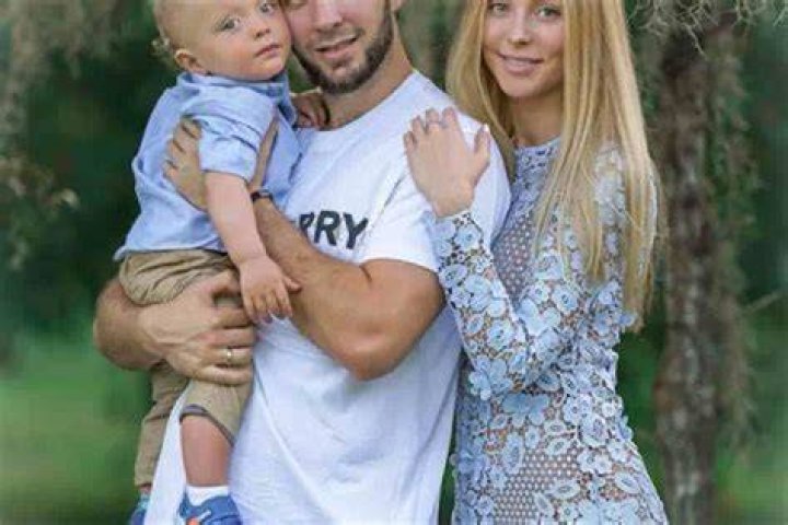 Nikita Kucherov is Married to Wife Anastasiya Kuchevora. Kids Max