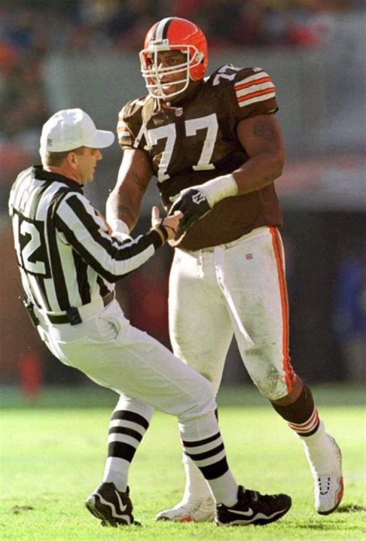 Orlando Brown, D.C.born player who sued NFL over injury, dies at 40
