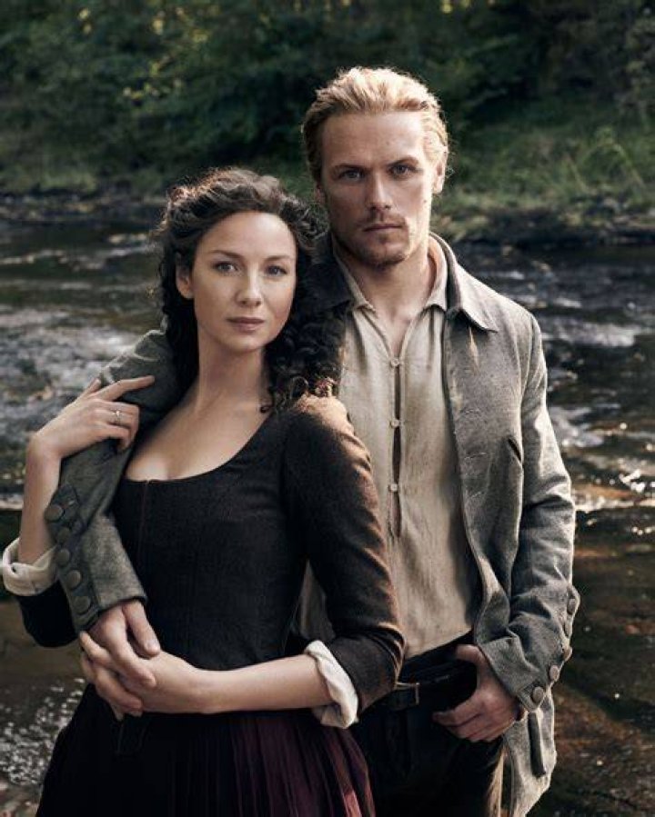 Outlander Finale Shocker Jamie Fraser Is Raped Read the Recap Us