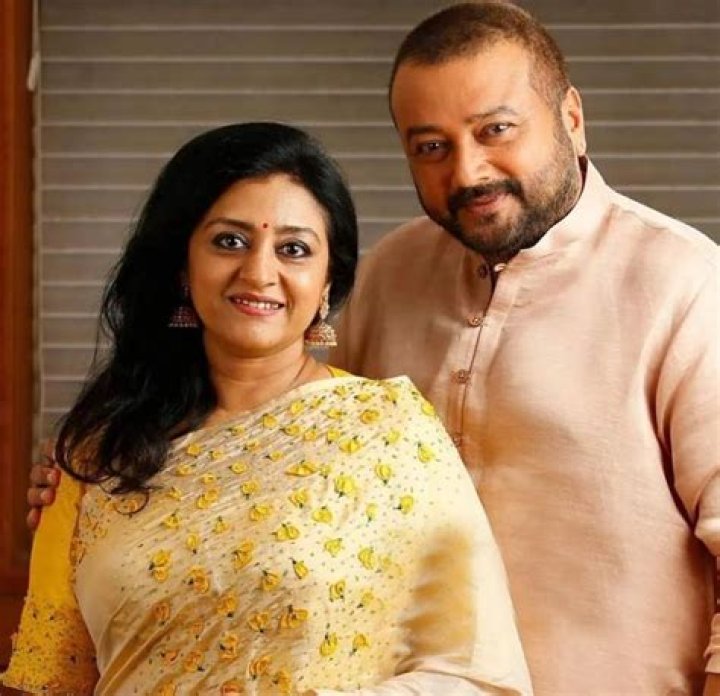 Parvathy Jayaram (Jayaram Wife) Wiki, Biography, Age, Movies, Images