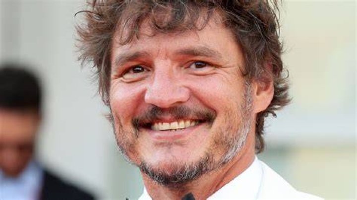 Pedro Pascal Explains How His Last Of Us And Mandalorian Characters