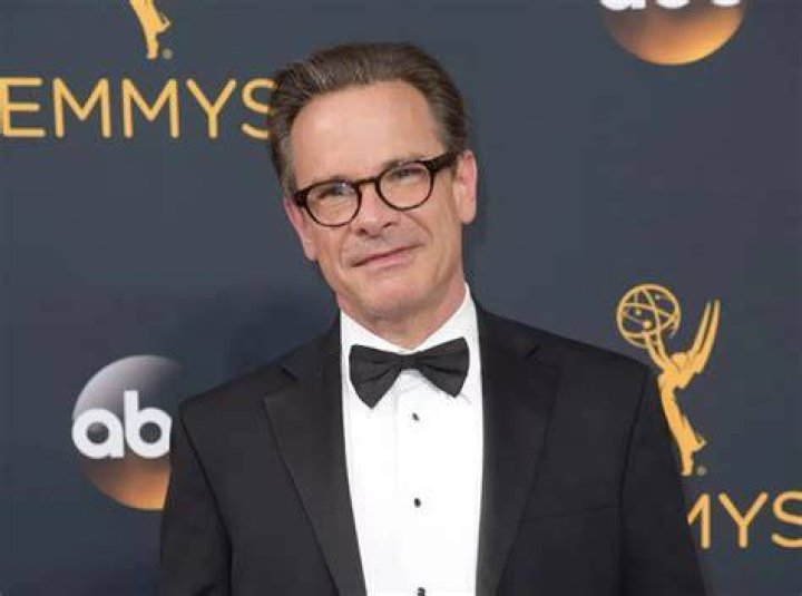 Peter Scolari Age, Net Worth, Wife, Family, Height and Biography
