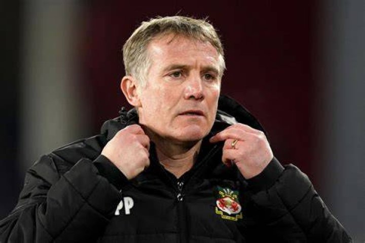 Phil Parkinson's Financial Standing: Exploring His Net Worth
