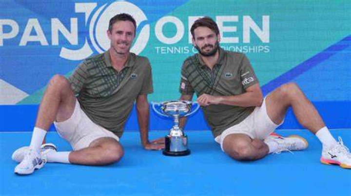 PHOTOS Hugo Nys French Tennis Player Alize Boyfriend (Bio, Wiki)