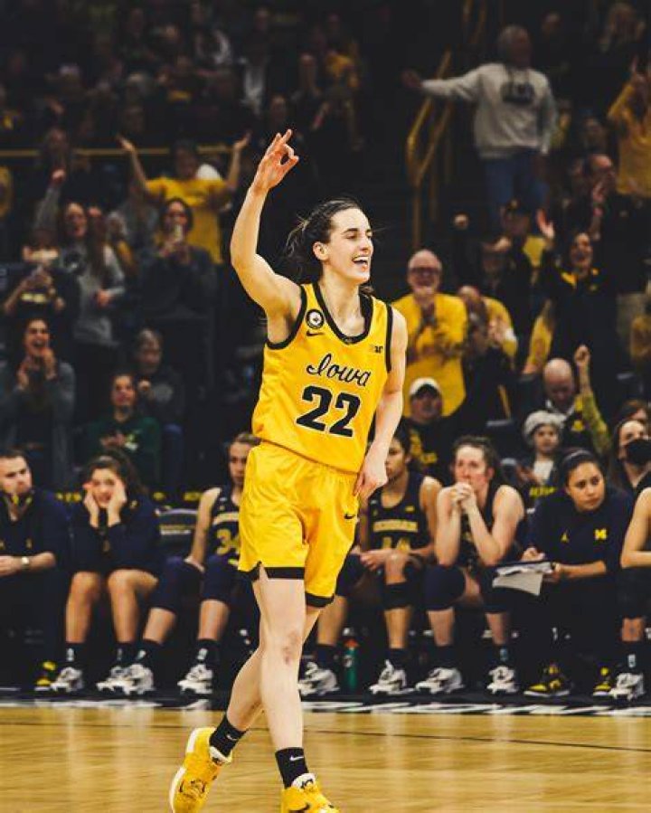 Podcast Caitlin Clark joins this episode of Just Jonesin' Hawk Fanatic