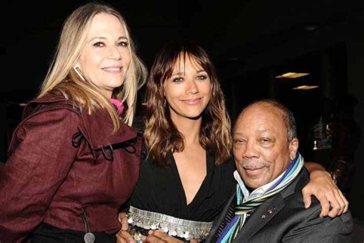 Rashida Jones Biografía, padres, edad, fotos en bikini, películas y