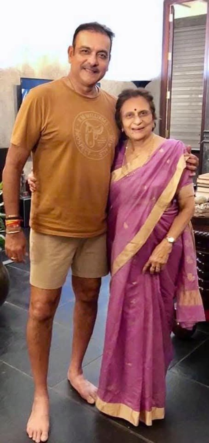 Ravi Shastri Age, Wife, Height, Team India Coach, Daughter, Instagram