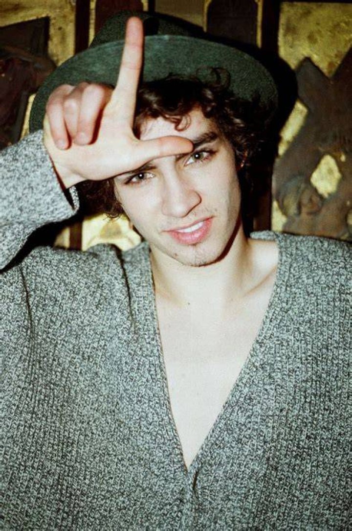 Robert Sheehan Wallpapers Wallpaper Cave