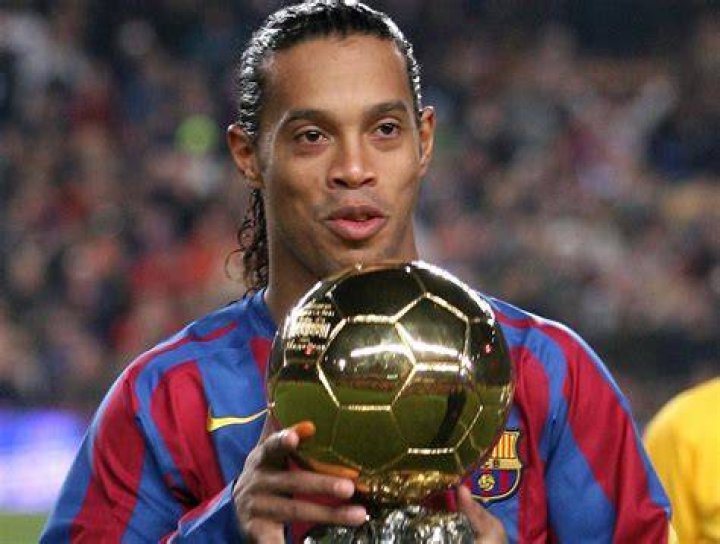 Ronaldinho &mdash; A Retrospective Look At the Flawed Legend by Benjamin