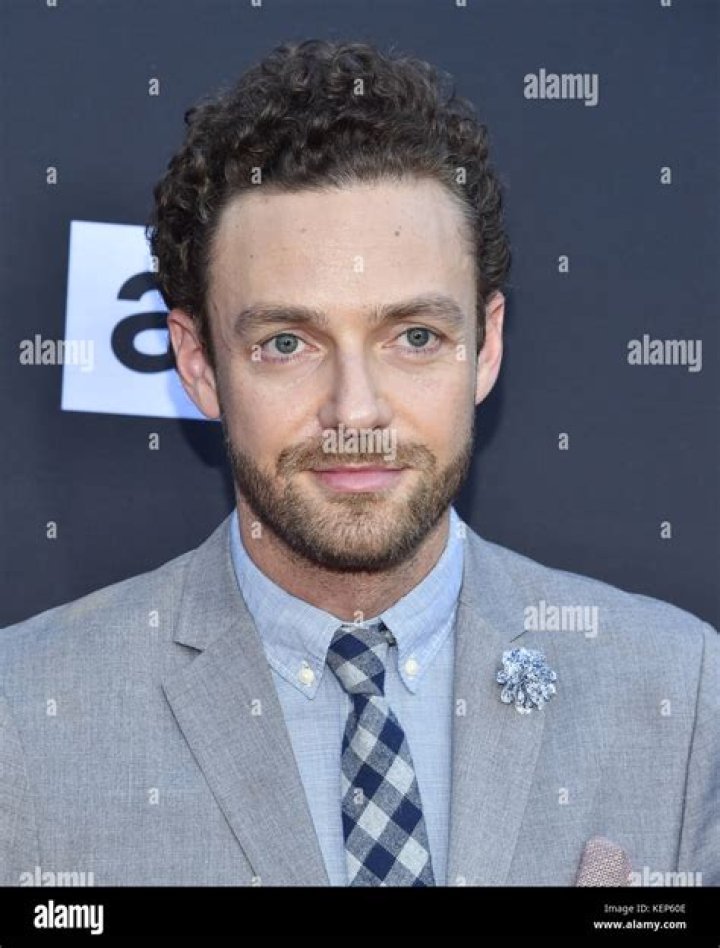 Ross Marquand's Wiki Son,High Worth