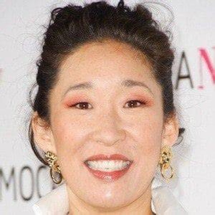 Sandra Oh Biography Facts, Childhood, Family Life & Achievements of