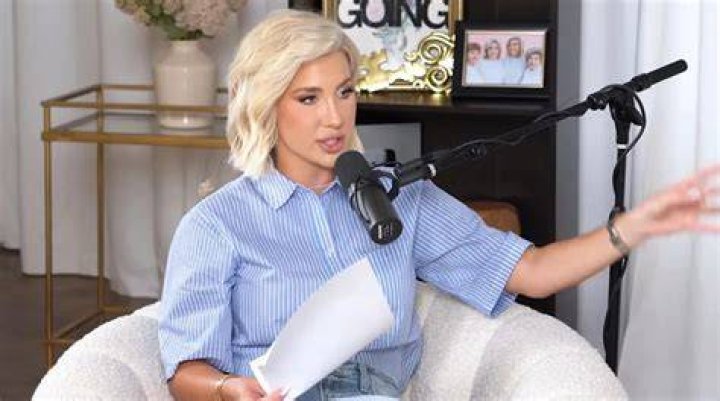 Savannah Chrisley admits she gained 40 lbs from her endometriosis