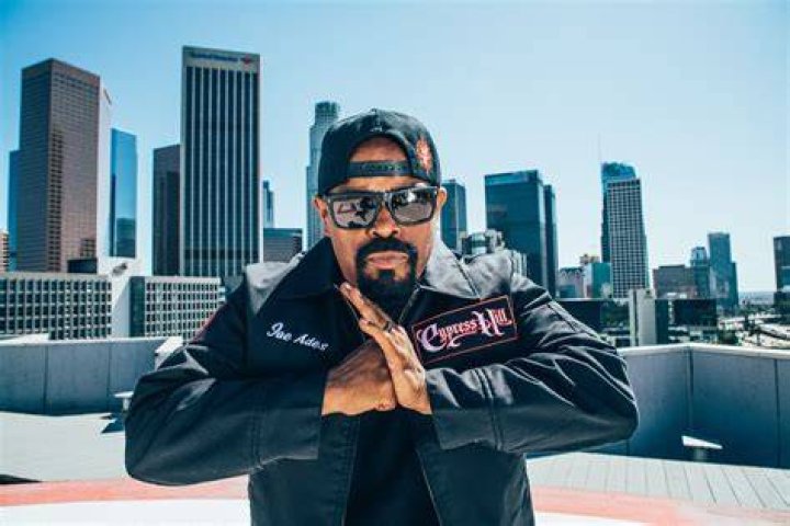 Sen Dog o Sen&eacute;n Reyes un "monstruo" cubano del rap californiano