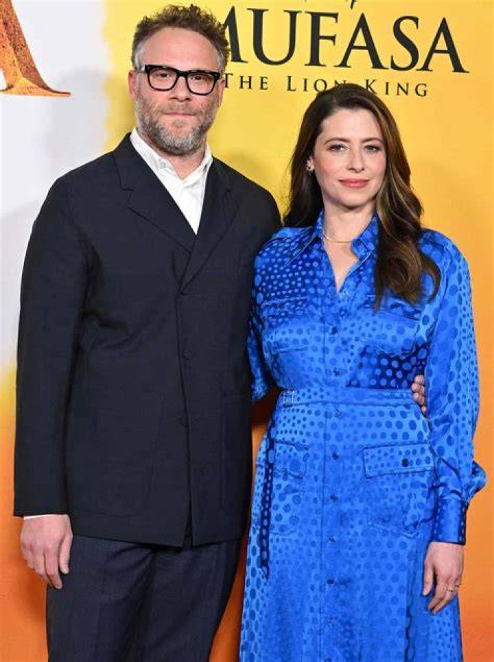 Seth Rogen holds wife Laurens hand while strolling in NYC Daily Mail