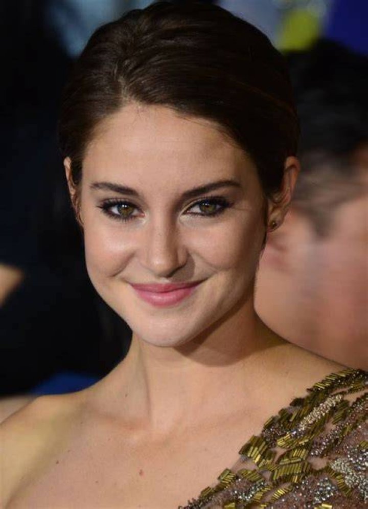 Shailene Woodley Measurements, Age, Height, Weight