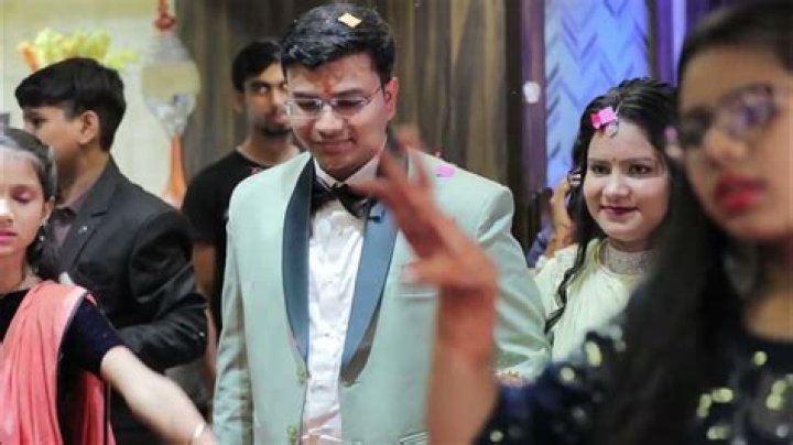 Suraj & Nikki Sangeet Video Surat Nishant Vision Photography