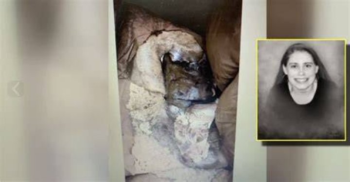 The Gruesome Crime Scene Photos Of Lacey Fletcher: A Shocking Revelation