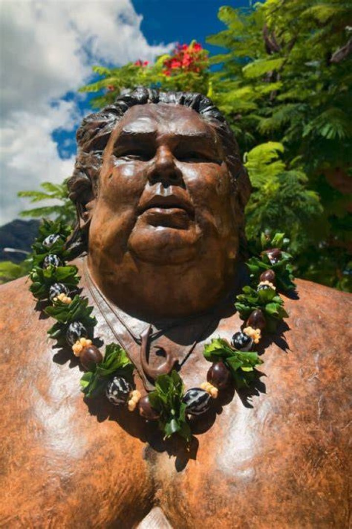 The Legendary Voice Of Hawaii: Israel Kamakawiwoole