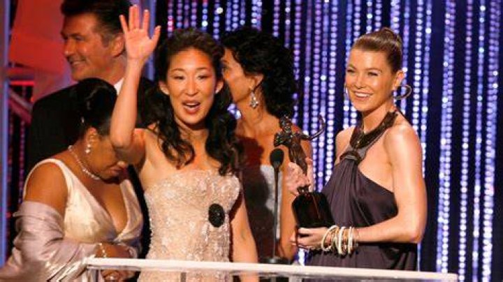 The Untold Truth About Sandra Oh And Ellen Pompeo's Relationship