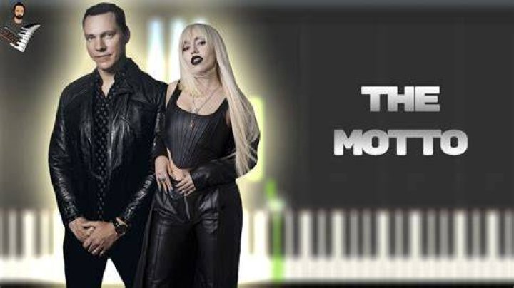 TIËSTO & AVA MAX TEAM UP STG