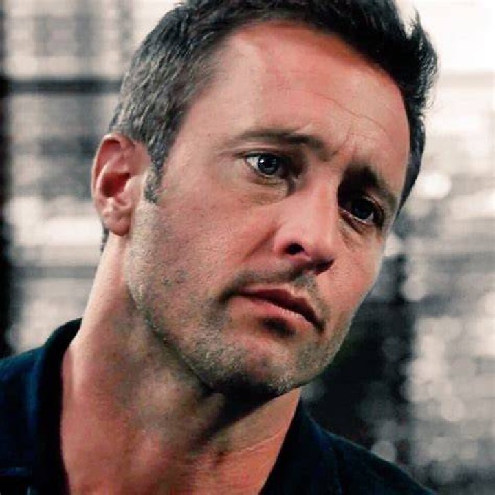 Twitter Alex o'loughlin, Moonlight