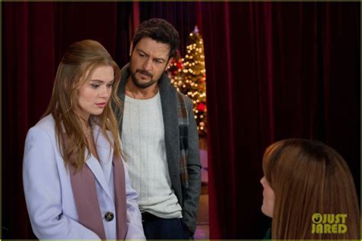 Tyler Hynes Helps Holland Roden Uncover A Mysterious Love Story in