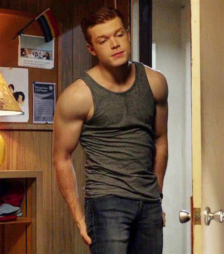Unveiling The Actor Behind Ian In Shameless: Get The Scoop!