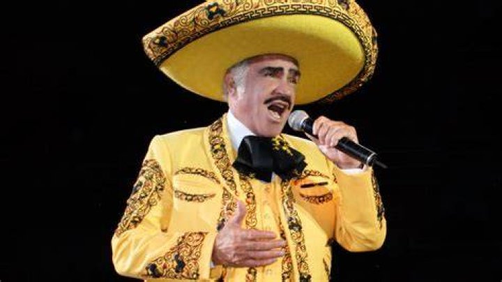 Vicente Fernandez, 'idol of Mexico,' dead at 81 Daily Sabah